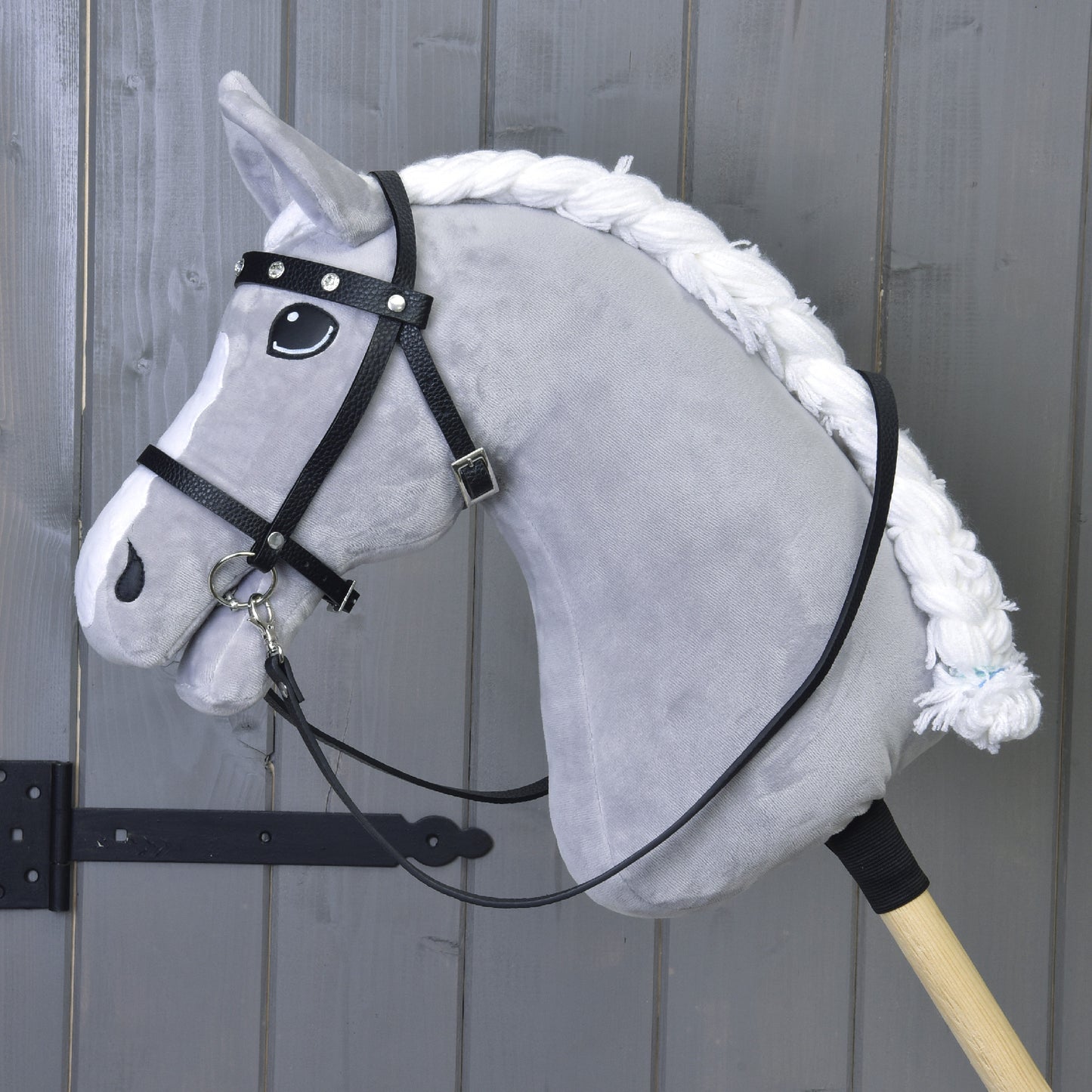Complete black bridle with diamonds