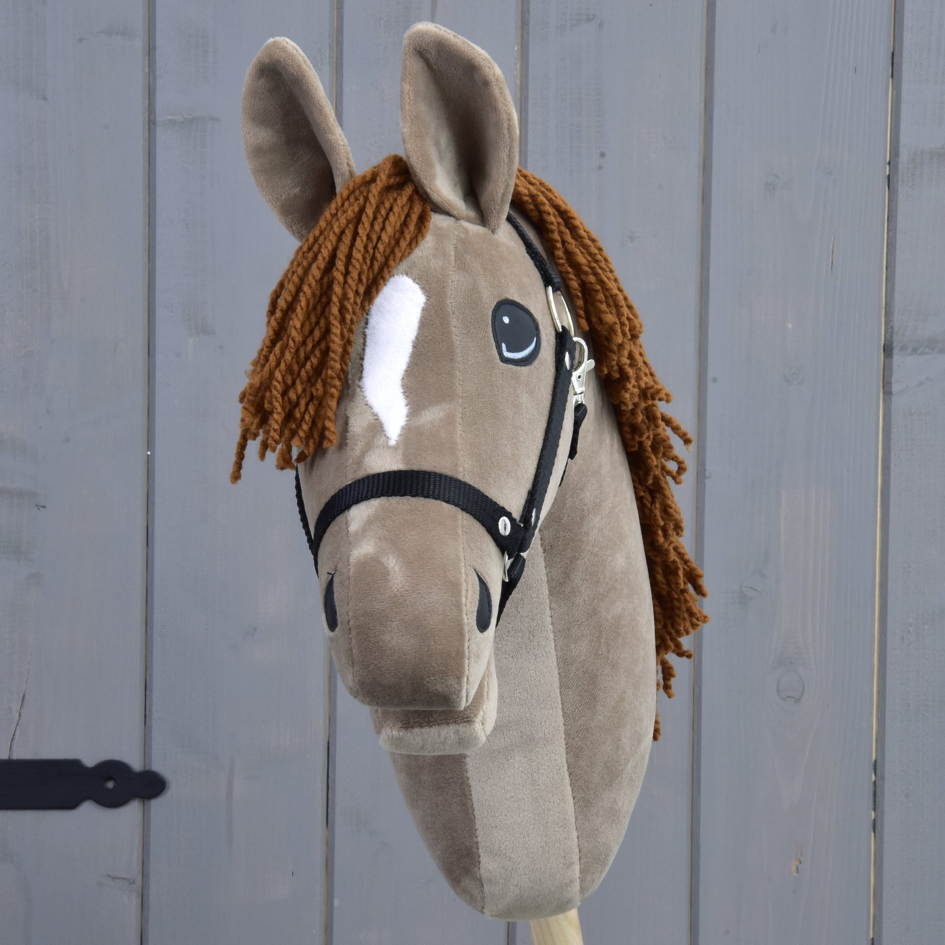 Hobby Horse Oliver with Black Halter + Fur Halter for FREE