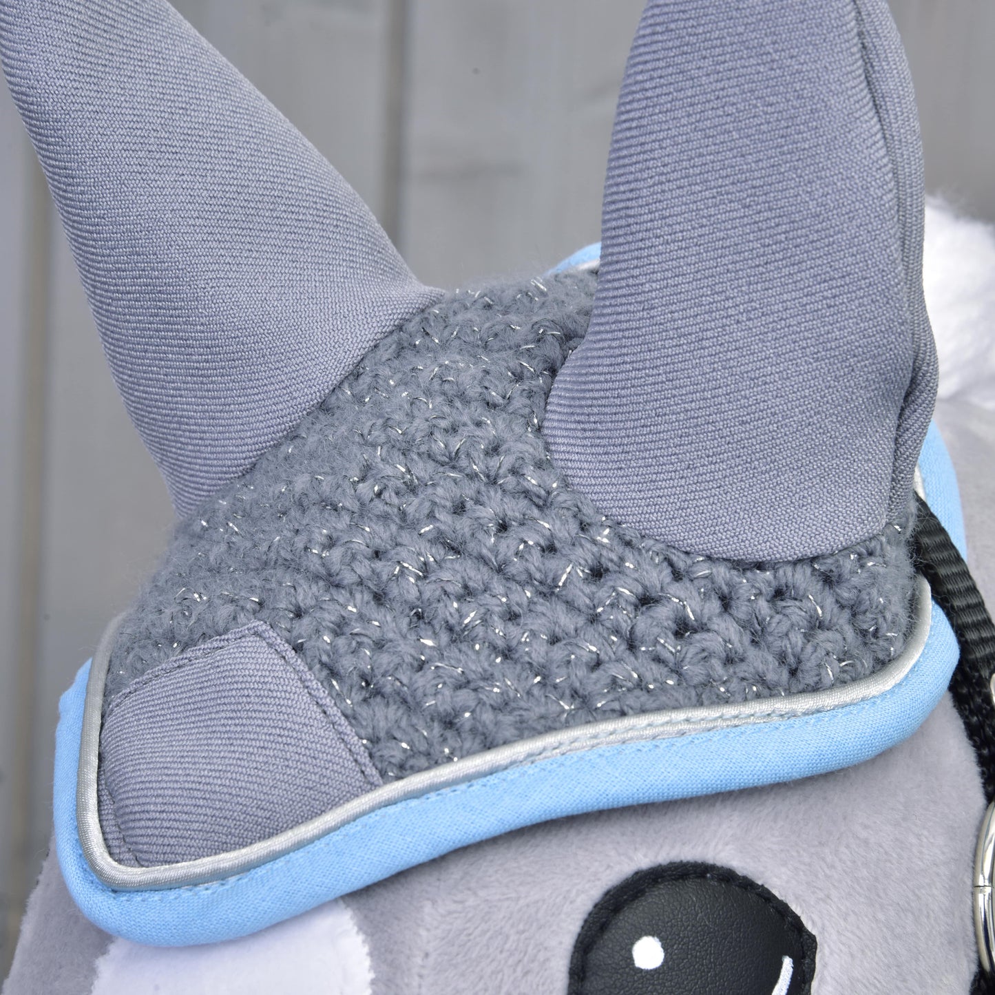 Ear bonnet crocheted blue 2