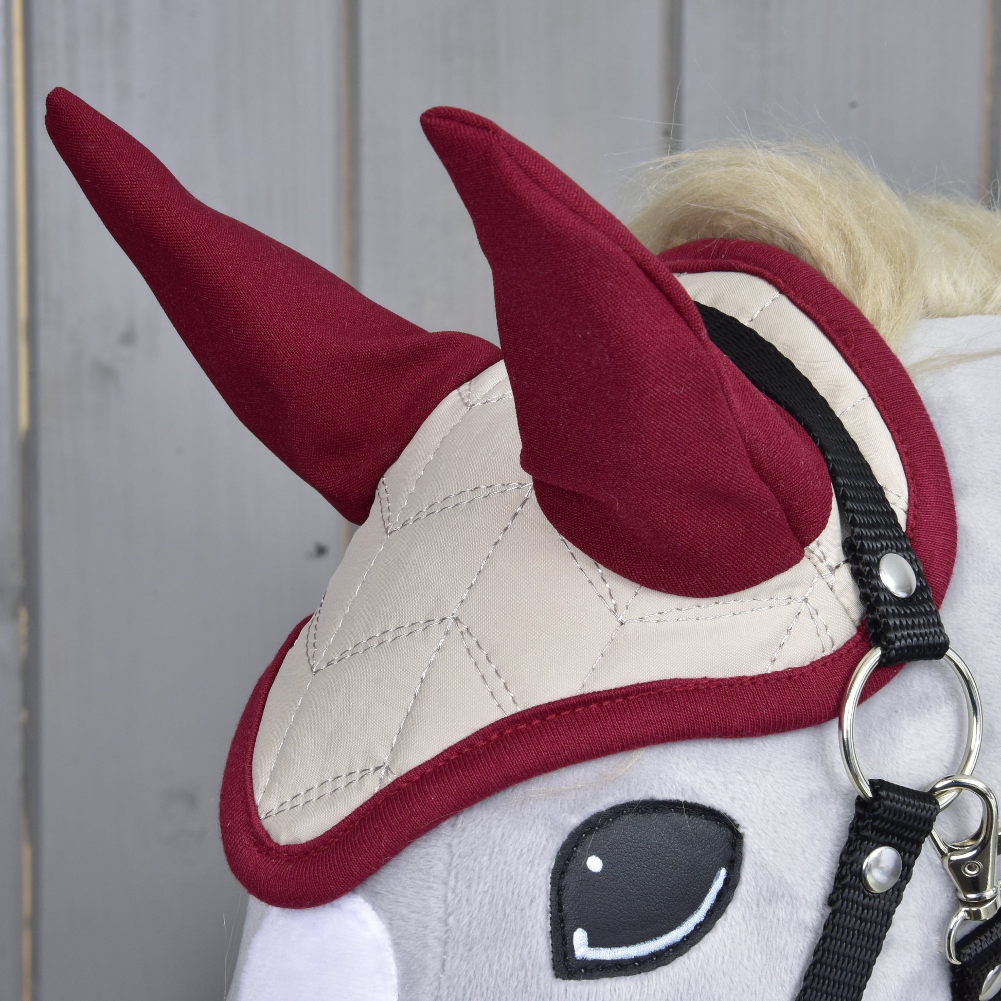 Ear Bonnet Maroon Star