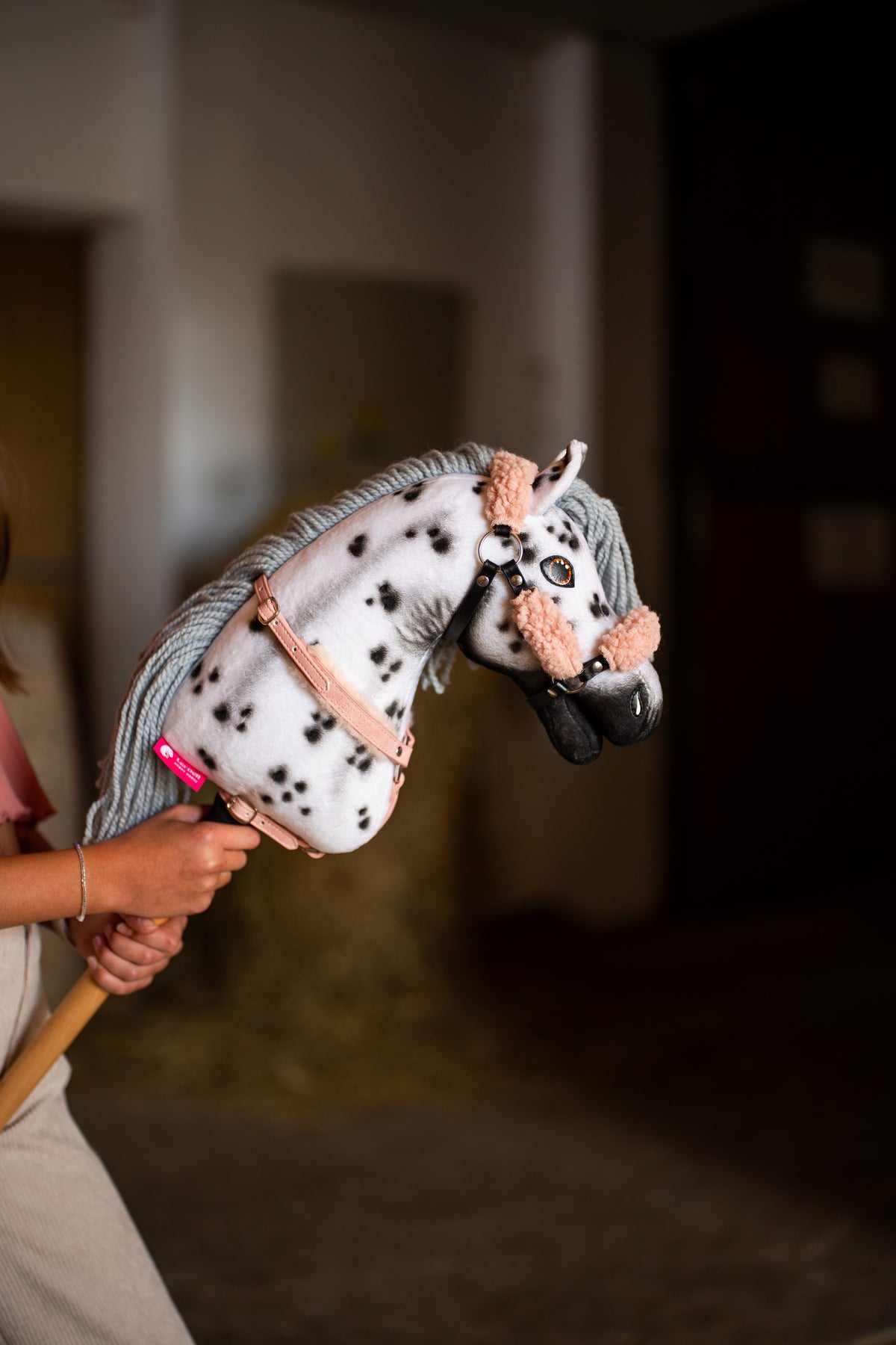 Hobby Horse Breastgirth with fur Mullbery in pink leatherette worn on a spotted Hobby Horse