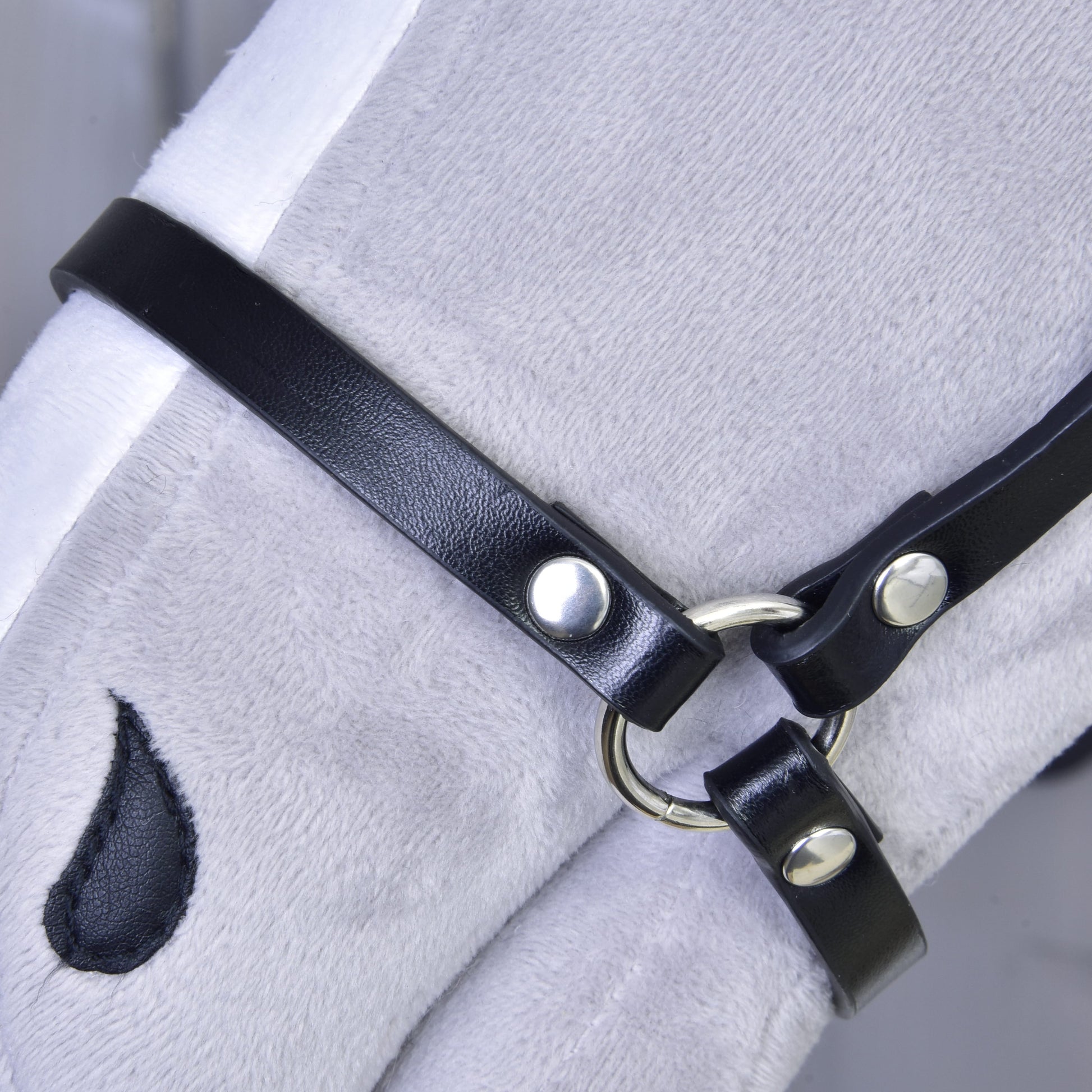 Halter - black leatherette