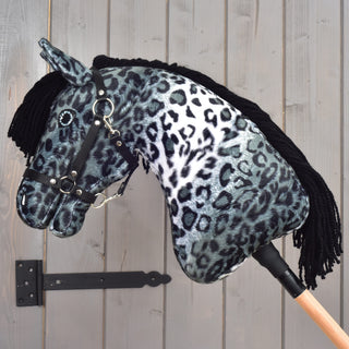 Hobby Horse Picasso con cavezza nera